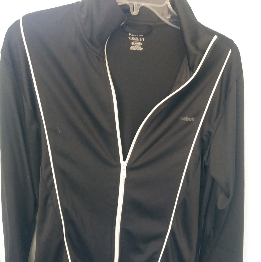 ⚡Black Reebok Jacket